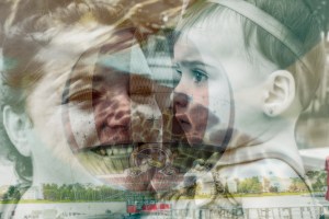 Mommy,babyAndBalloons